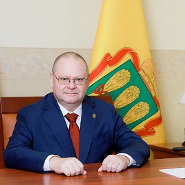 Поздравление О.В. Мельниченко с Днем энергетика. 