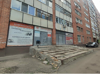 Аренда офиса с подсобным помещением на первом этаже жилого дома в центре Пензы