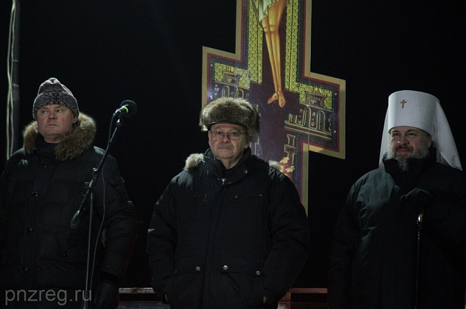 Олег Мельниченко поздравил земляков с праздником Крещения Господня.