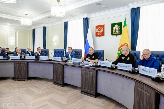 Олег Мельниченко потребовал не снижать интенсивность подготовки к отопительному сезону