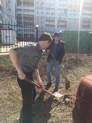 Сотрудники Государственного унитарного предприятия Пензенской области «Областная газоэнергетическая компания» приняли участи в субботнике по благоустройству